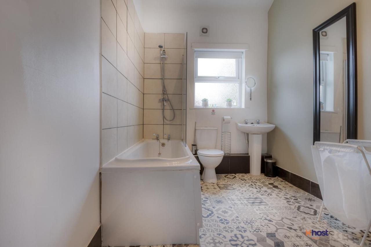 Host Liverpool - Artsy Stadium Suite, City Center & Garden Exterior foto